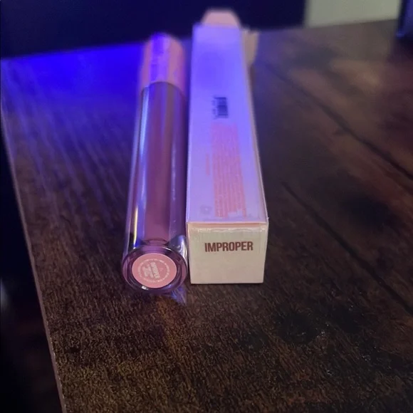 Improper Pink Lip Gloss - Picture 1 of 1